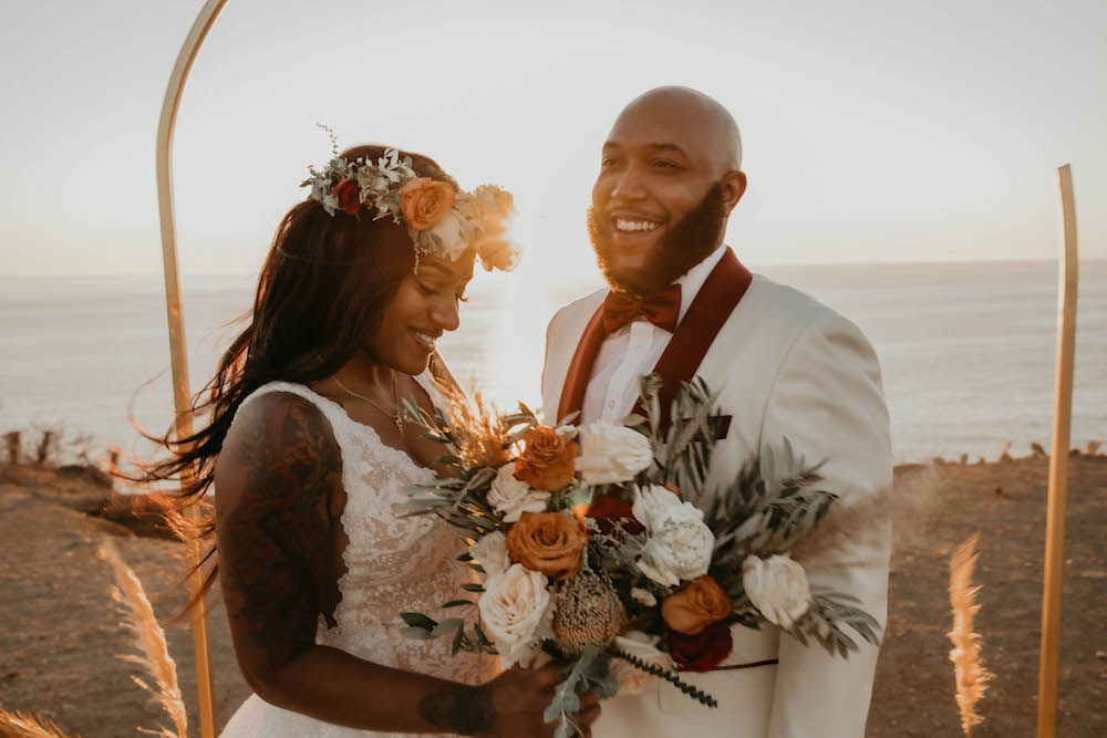 elope in southern california_meadows events spring event table setting