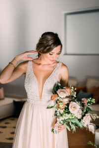 peach garden rose wedding bouquet